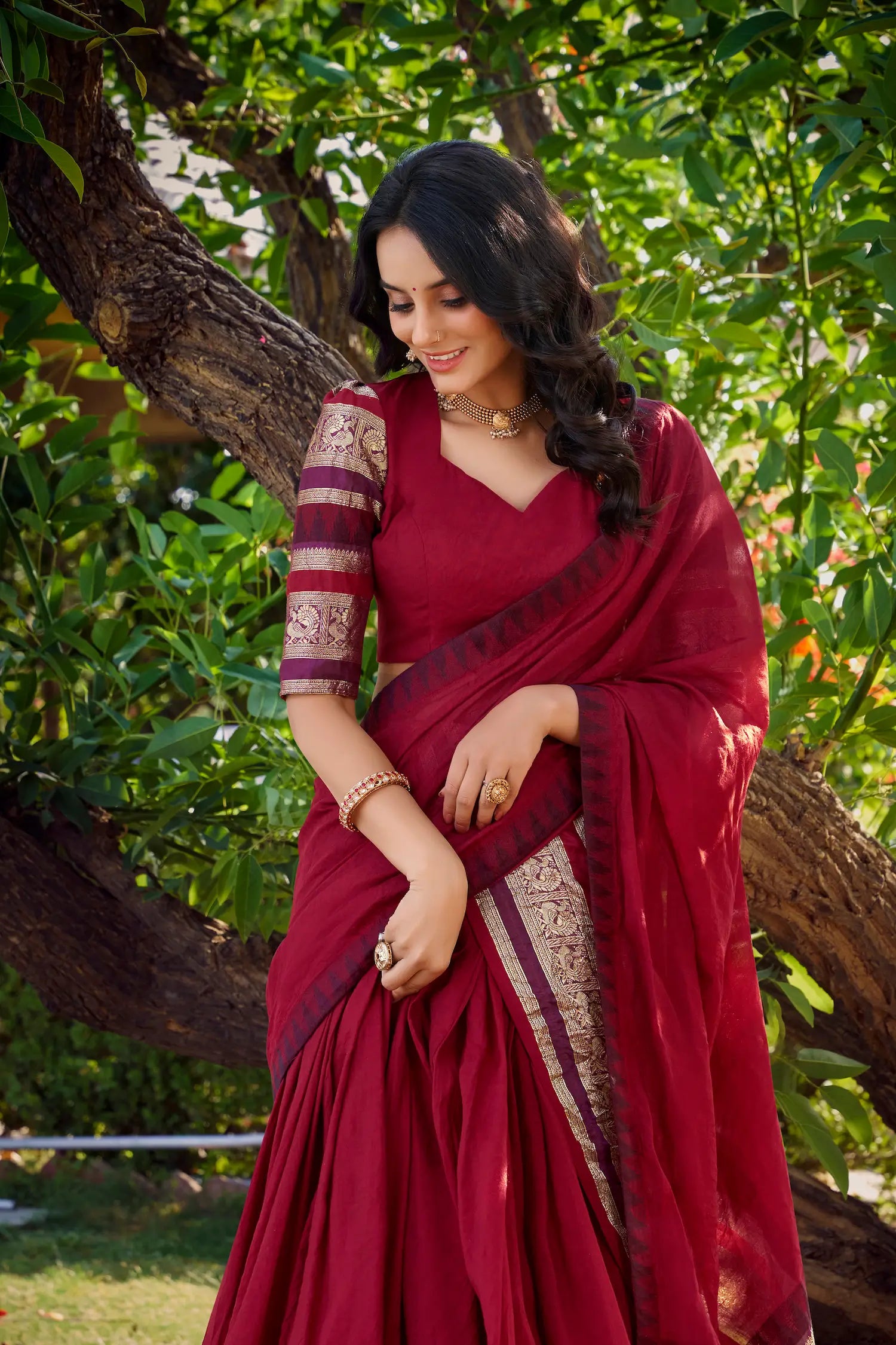 Red Chanderi Lehenga Choli With Zari Weaving Work - qivii