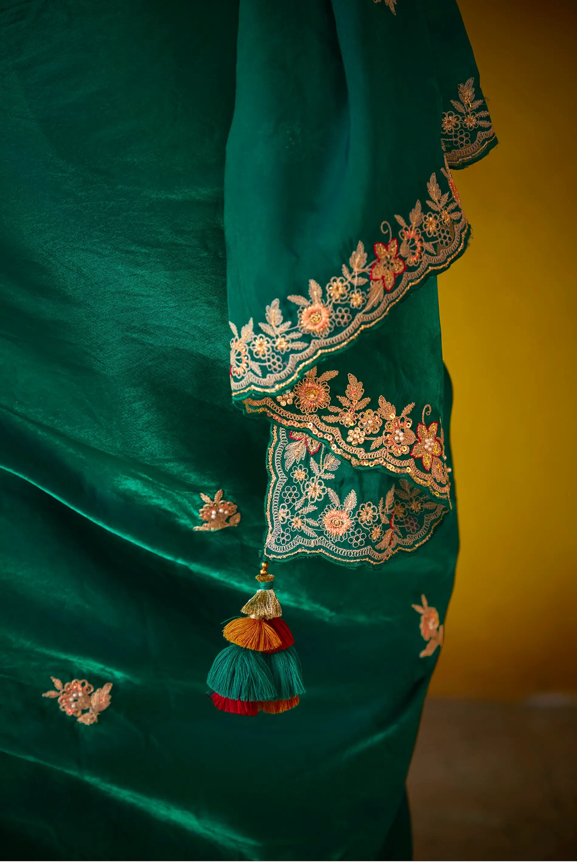 Green Glass Tissue Saree With Digital Print, Sequence & Thread Embroidery Work