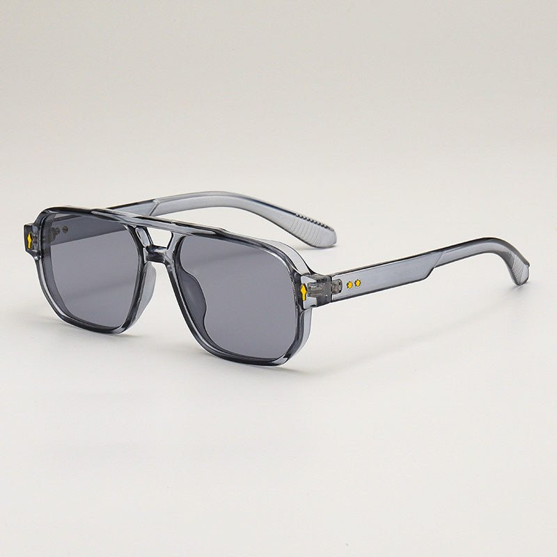 Lume Oversized Retro Shades - By Qivii
