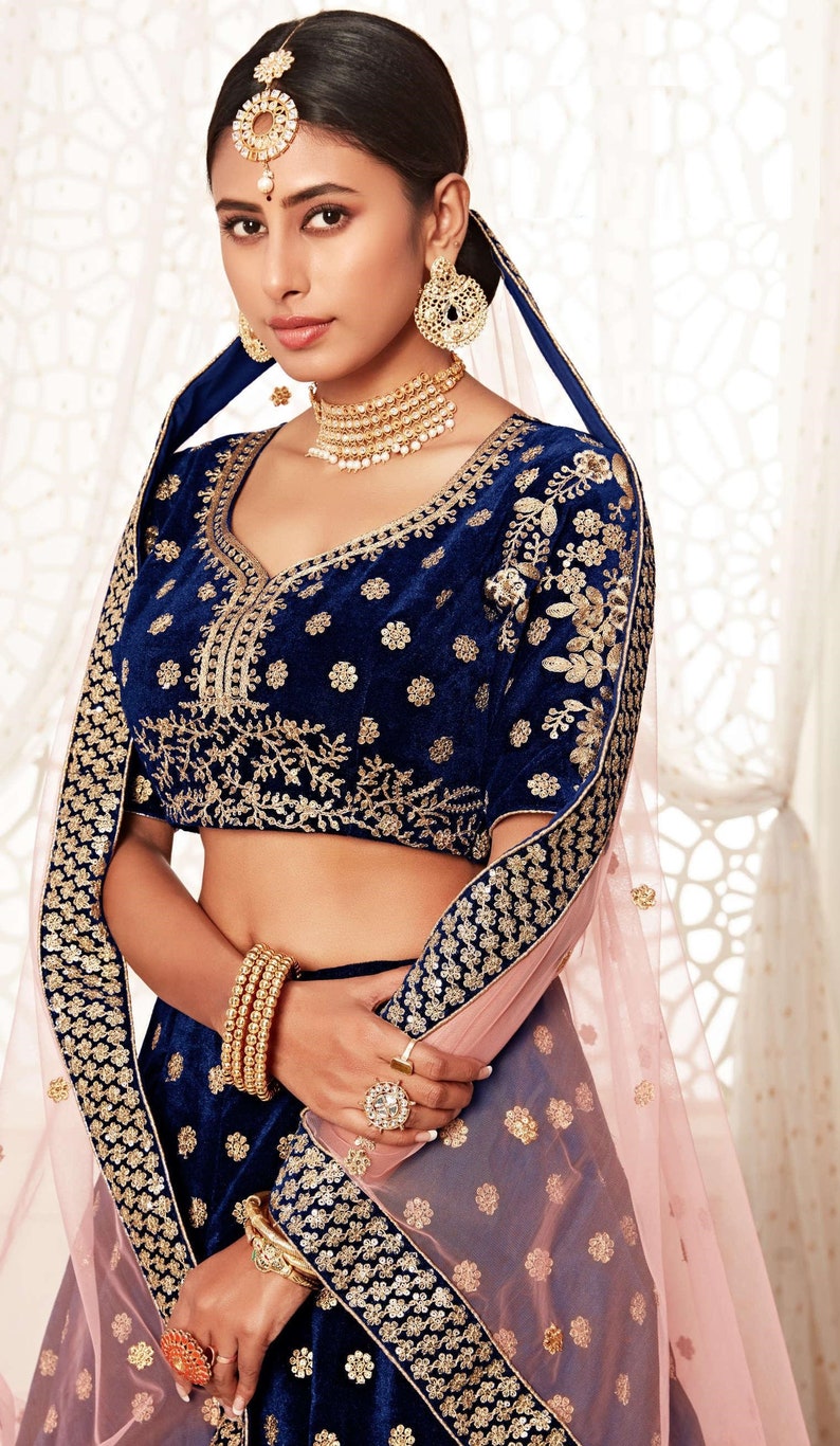 เคญเคพเคฐเคคเฅเคฏ เคตเฅเคกเคฟเคเค เคเคฐ เคชเคพเคฐเฅเคเฅ เคตเคฟเคฏเคฐ เคเฅ เคฒเคฟเค เคธเคพเคฌเฅเคฏเคพเคธเคพเคเฅ เคกเคฟเคเคพเคเคจเคฐ เคฒเคนเคเคเคพ เคเฅเคฒเฅ เคเฅ เคเคตเคฟ