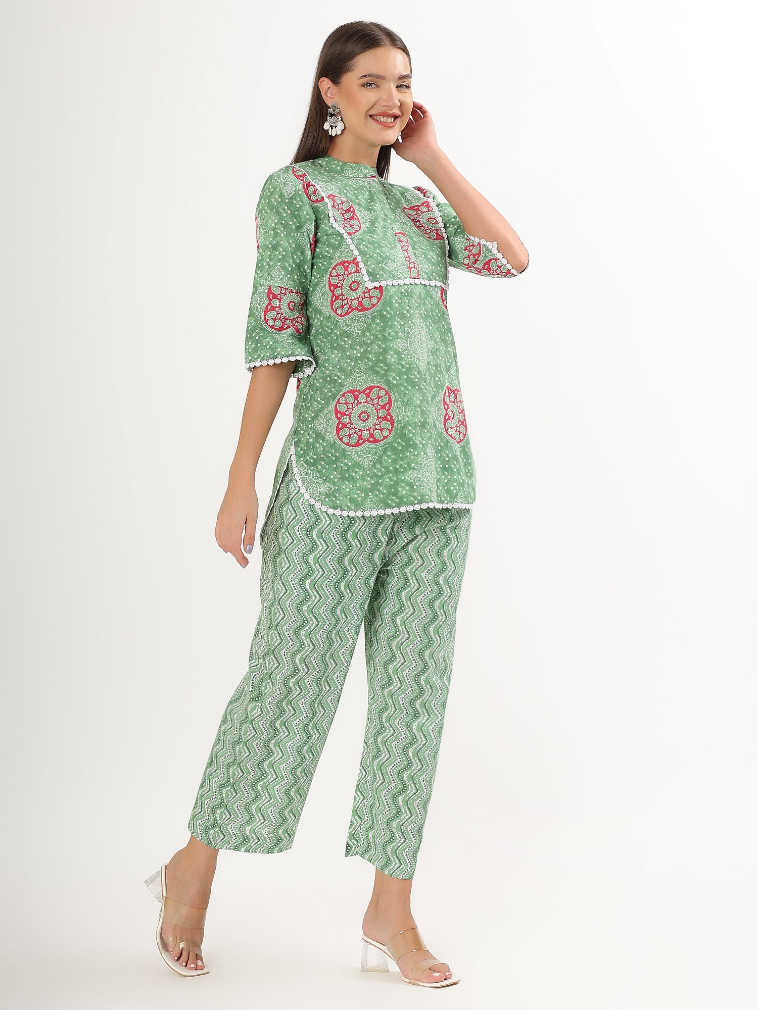 Green Floral Short Kurta Pant Co-ord Set - qivii