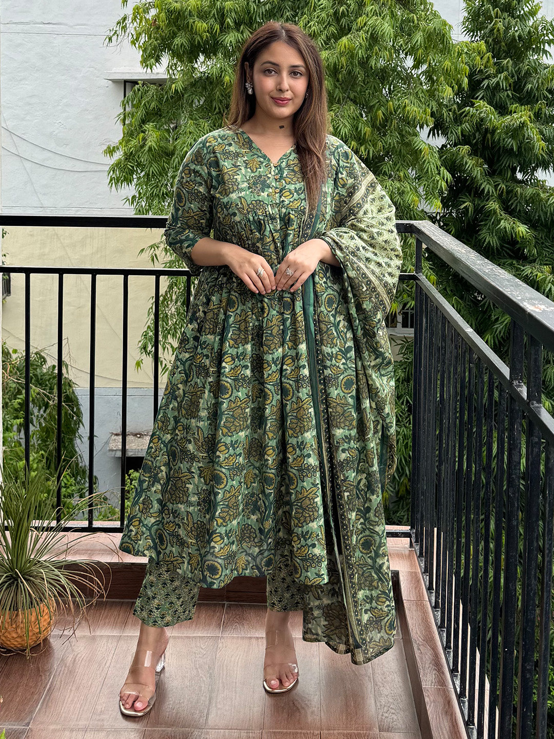 Sea Green Pure Cotton Floral Printed A-line Kurta Set - qivii
