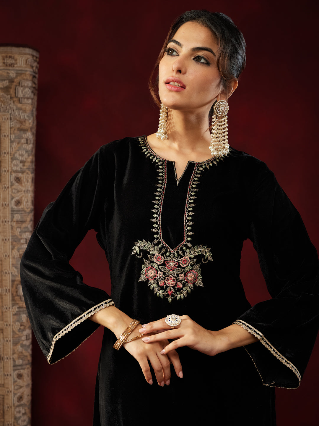 Janasya Women's Black Velvet Yoke Embroidered Straight Kurta Set