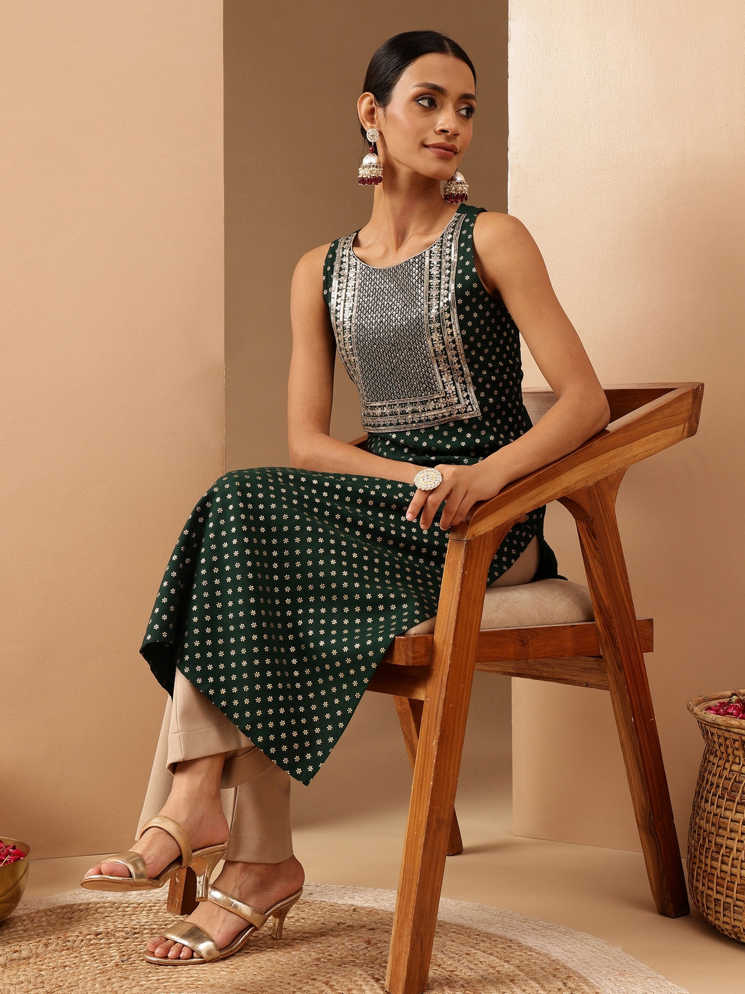 Janasya Women's Dark Green Silk Blend Zari Yoke Embroidered Gold Printed Straight Kurta - qivii