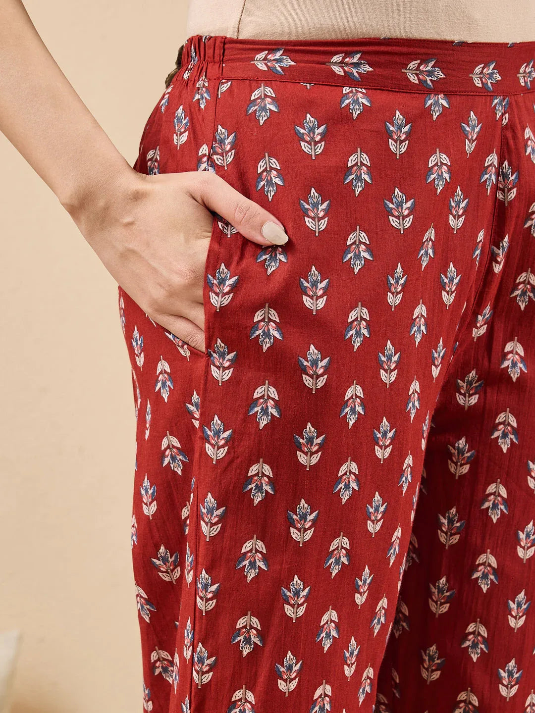 Janasya Women's Maroon Pure Cotton Floral Printed Straight Kurta Set