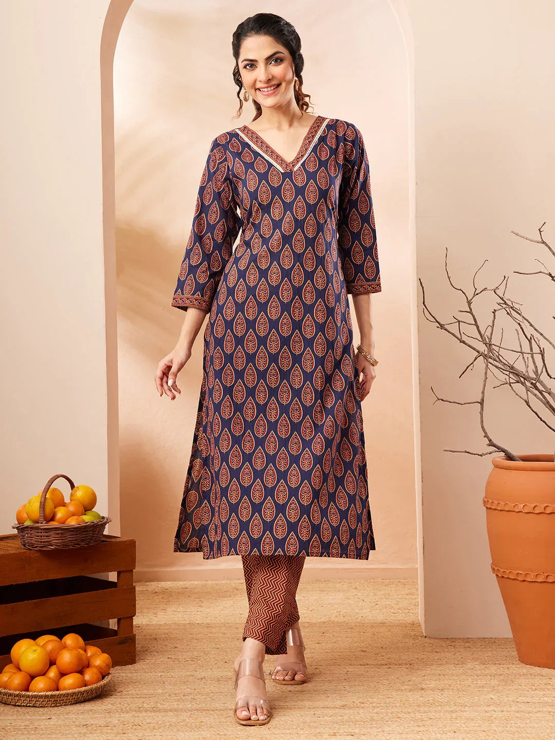 Janasya Women's Navy Blue Pure Cotton Printed Straight Kurta Pant Set