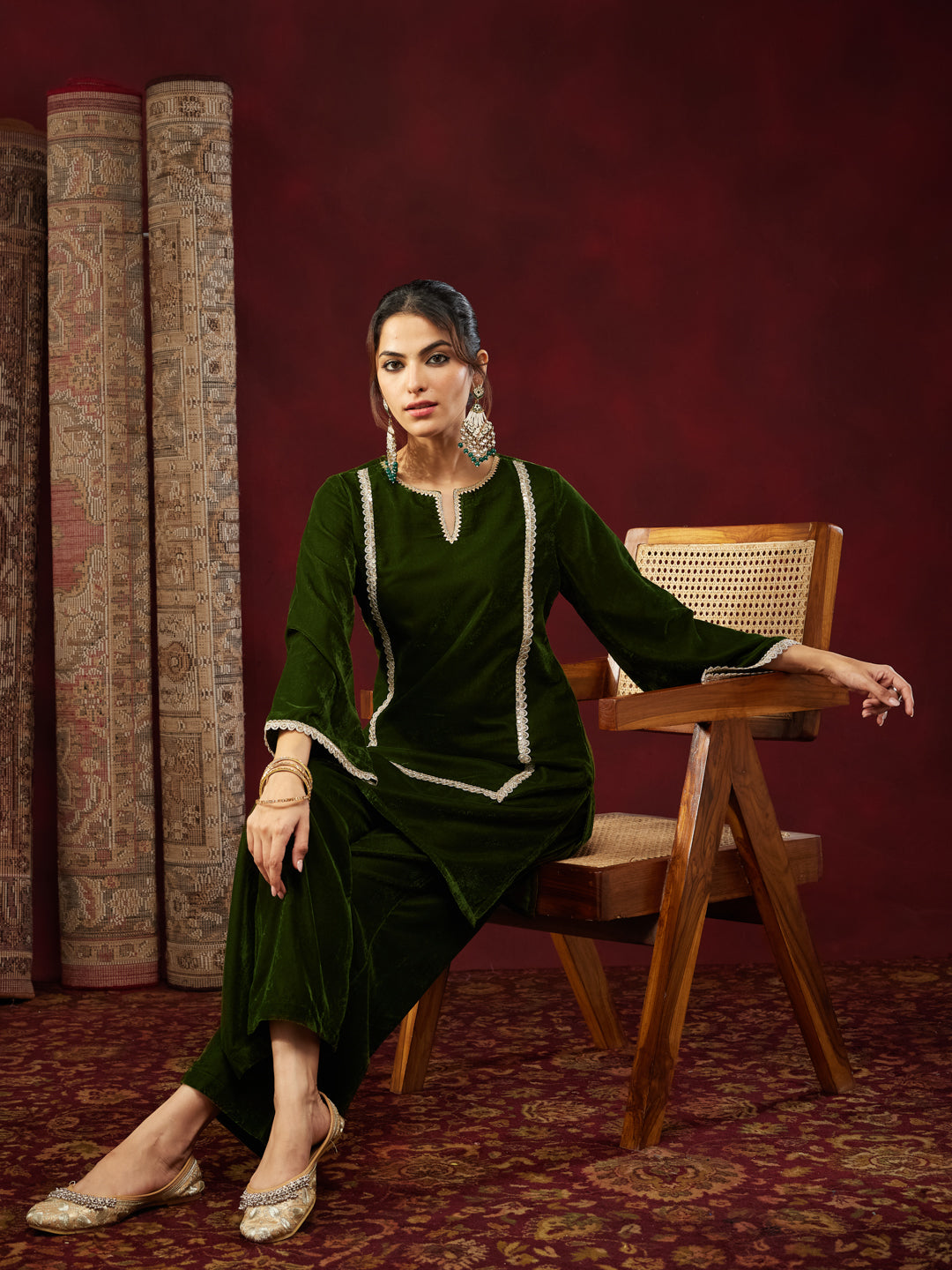 Janasya Women's Olive Green Velvet Embellished Straight Co-ods Set