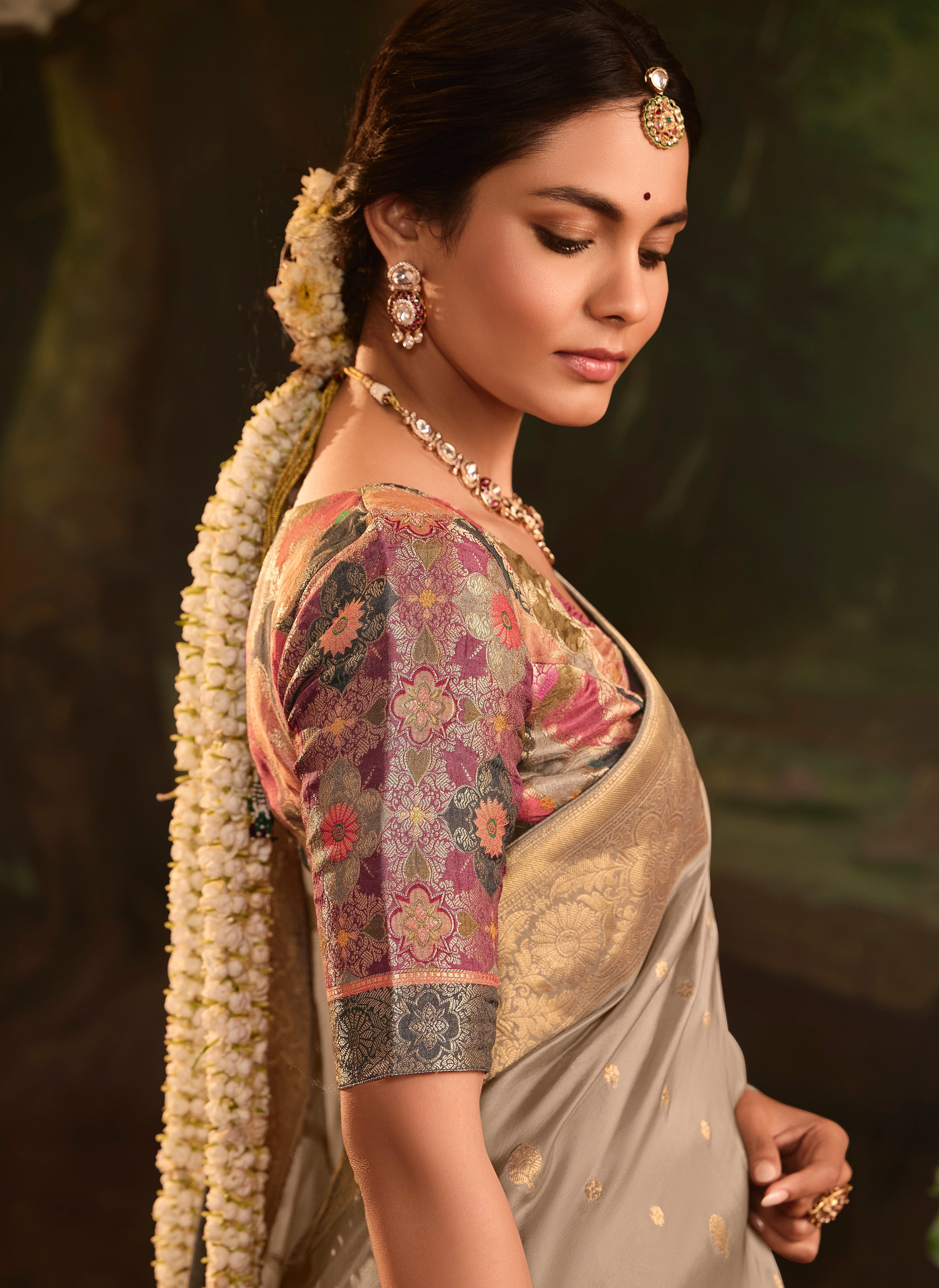Grey Pure Crepe Dola Silk With Heavy Viewing Work And Tussles On Pallu Saree - qivii