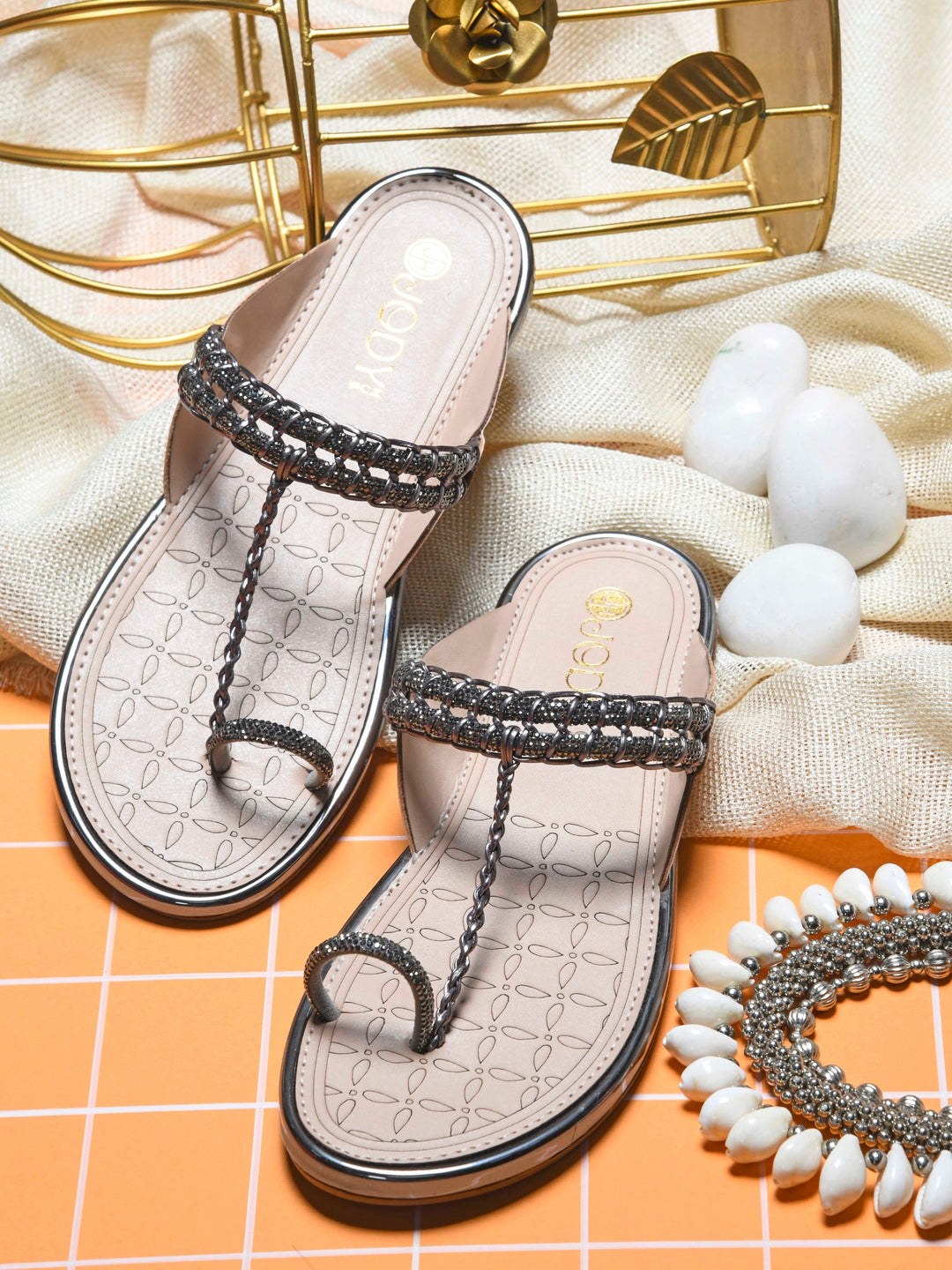Aarna Flats