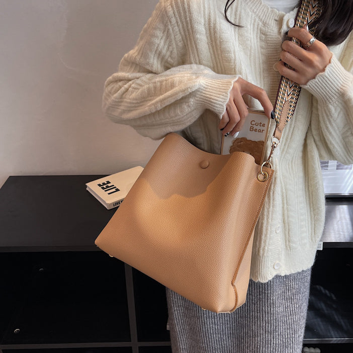 Montelise | Crossbody Bucket Bag - By Qivii