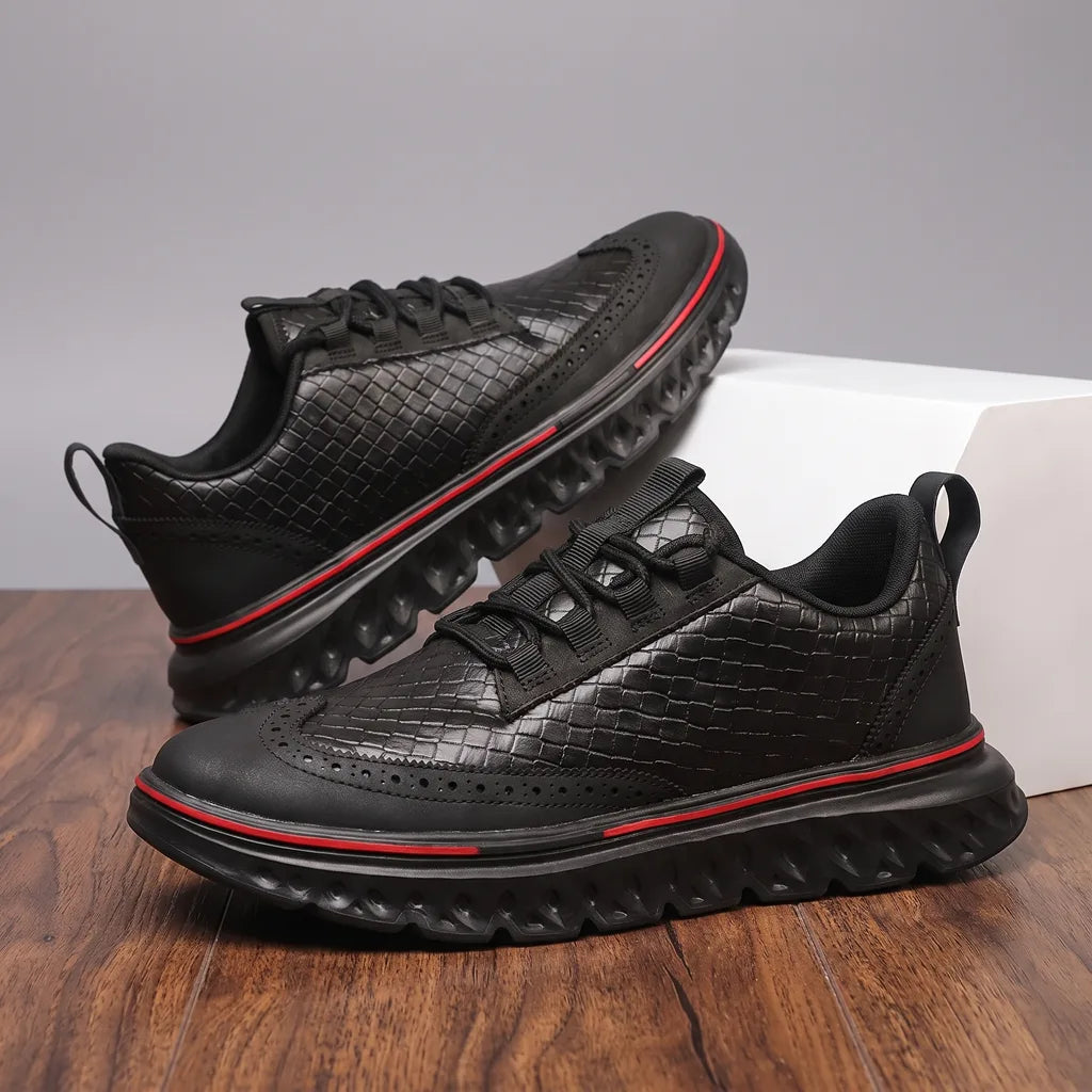 Black men's orthopedic sneakers from Hudson Ridge by Qivii, featuring casual design and supportive footwear for everyday comfort.