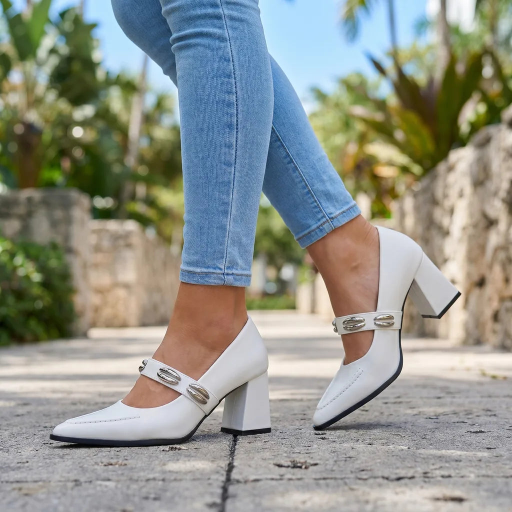 Lila Mary Jane Pumps