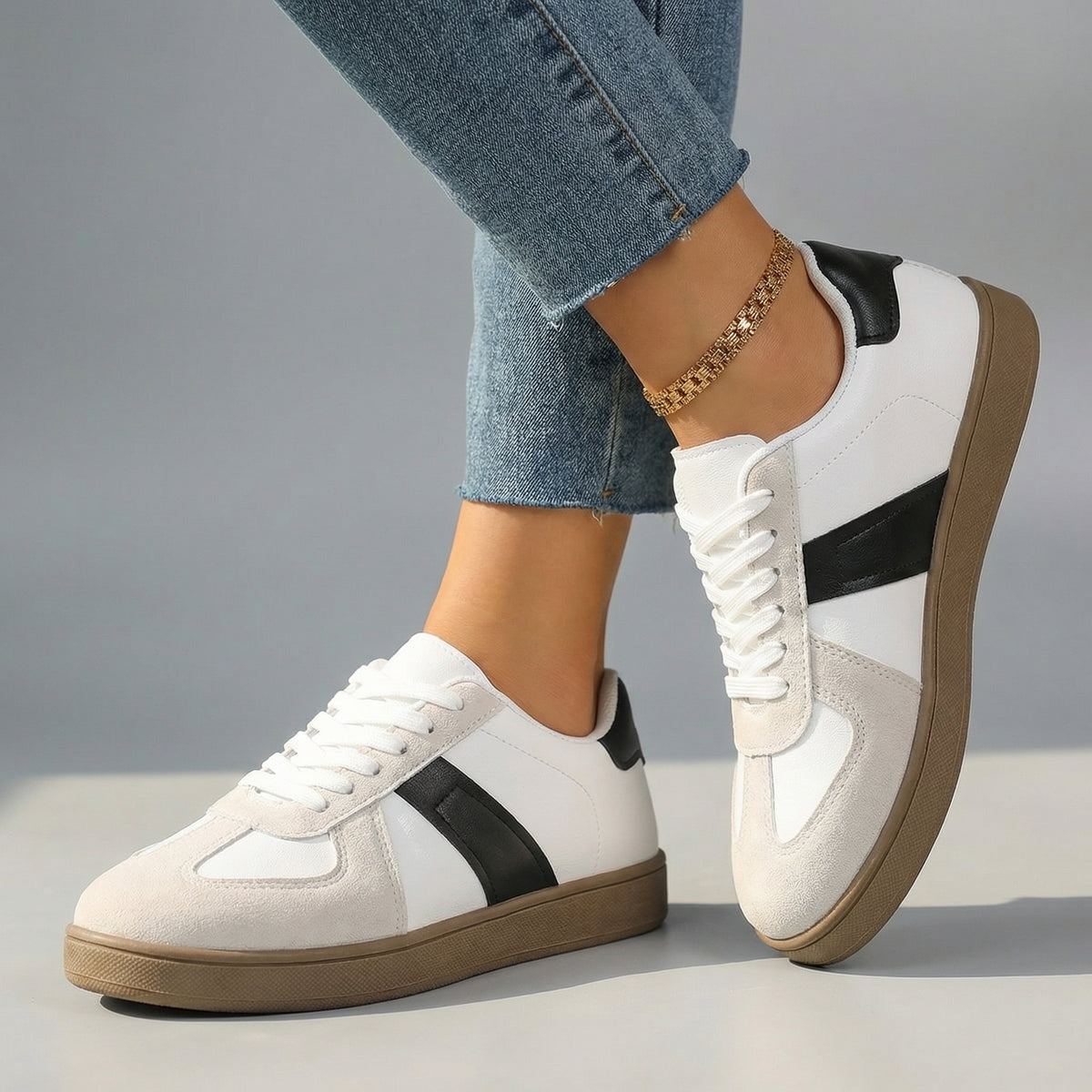 Liora Low-Top Sneakers