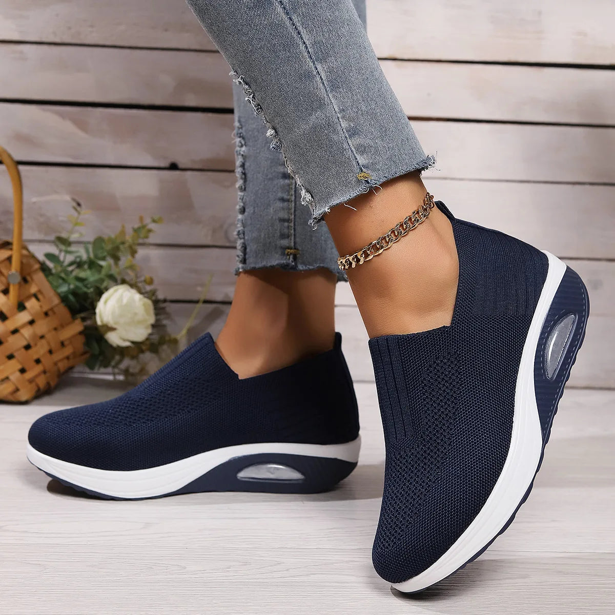 Dark blue Lucinda women's cushioned orthopedic sneakers by Hudson Ridge, designed for comfort and support in casual footwear.