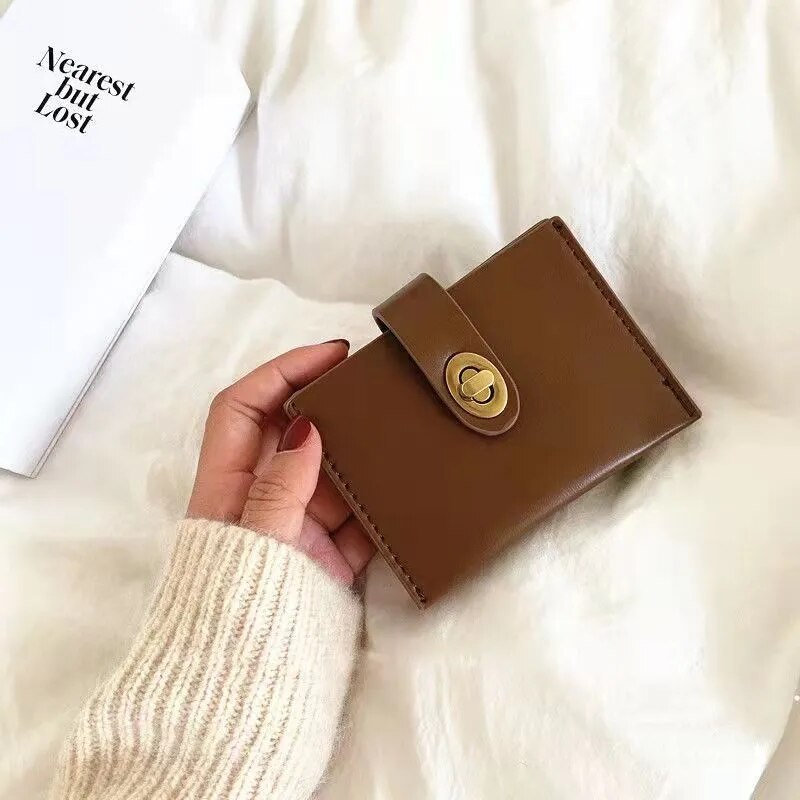Avoa | Wallet - By Qivii