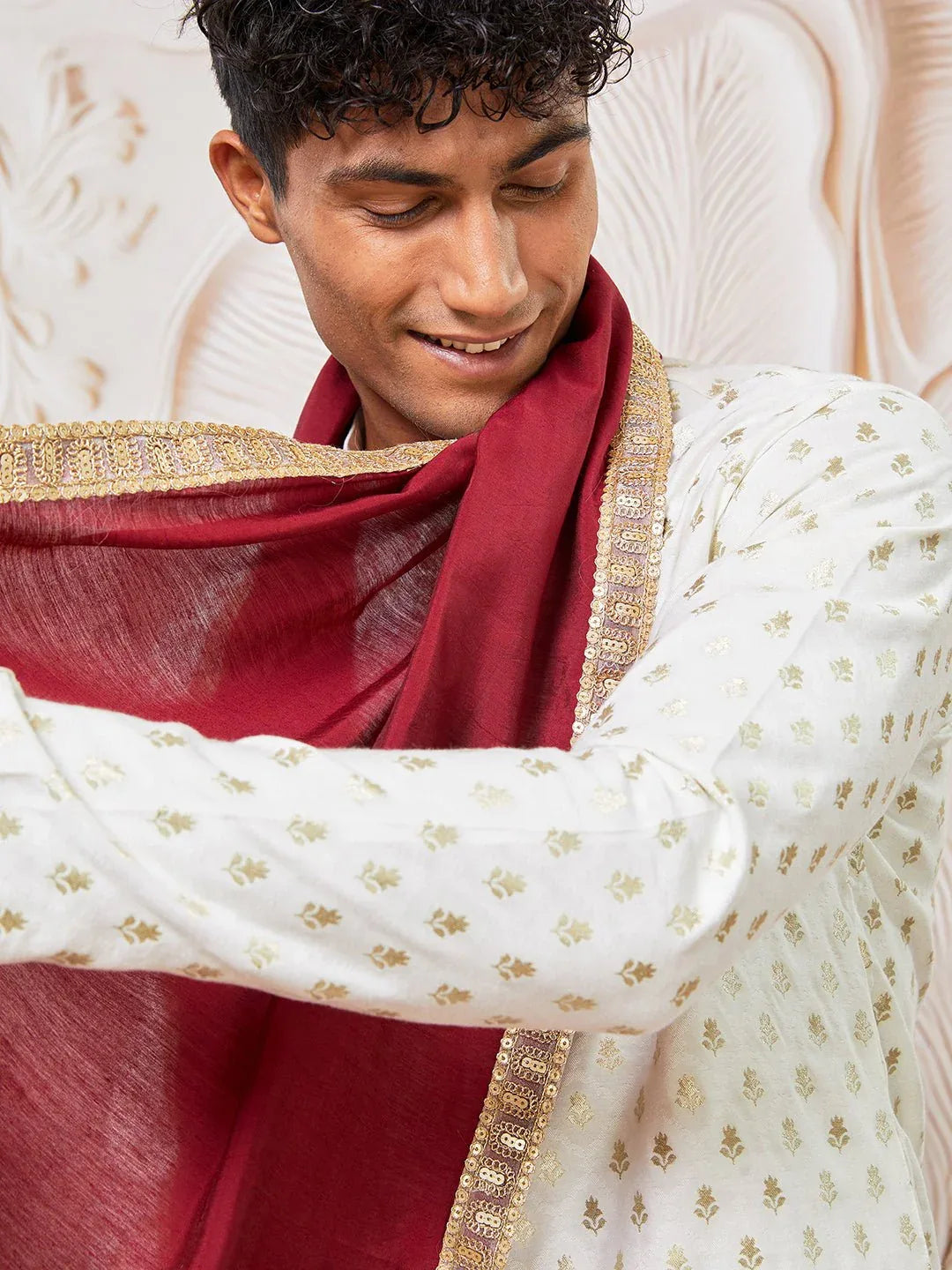 Men's Cream Kurta Pyjama with Embroidered Maroon Dupatta Set