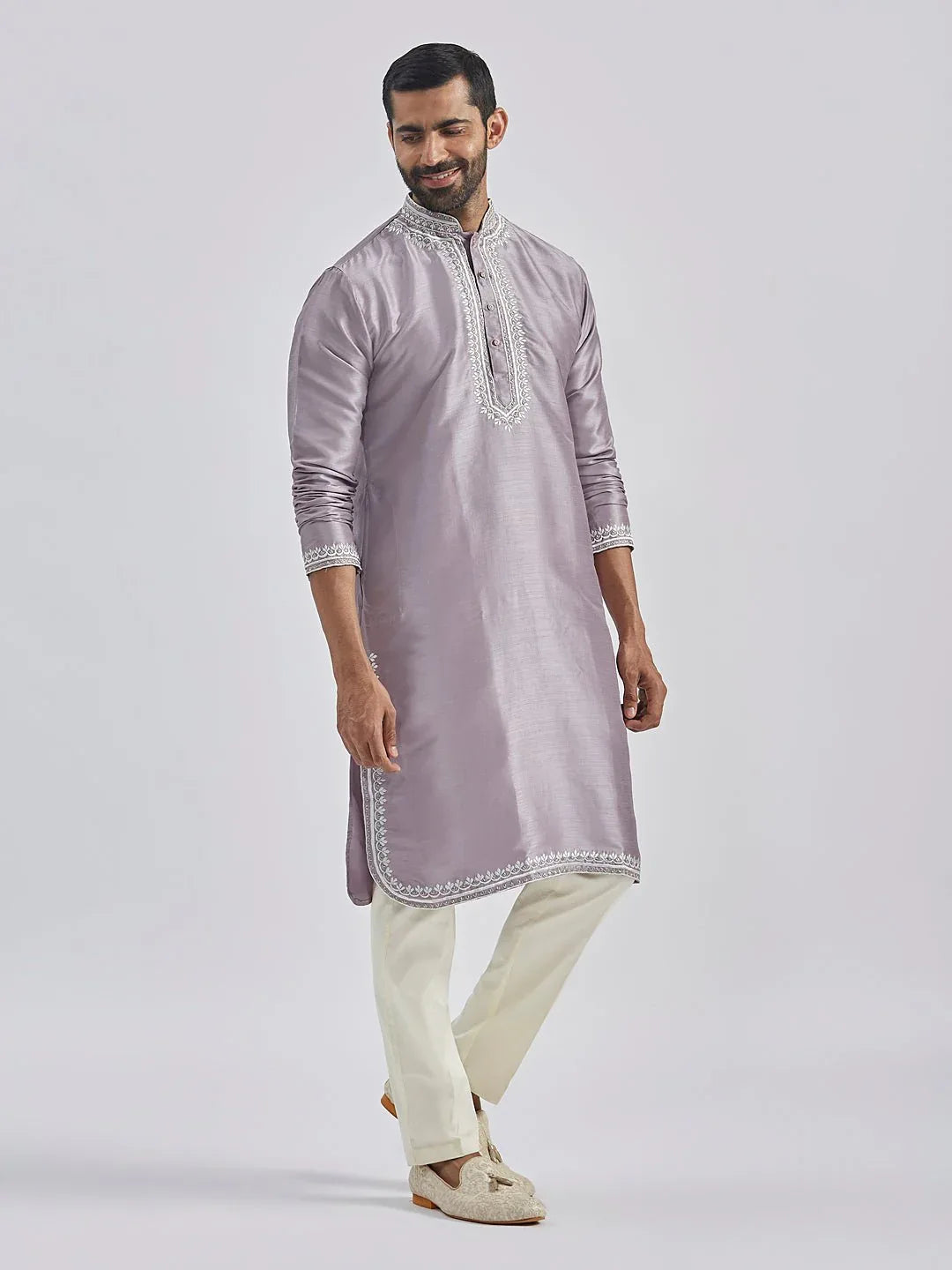 Men's Purple Hand Embroidered Silk Blend Kurta Pyjama Set