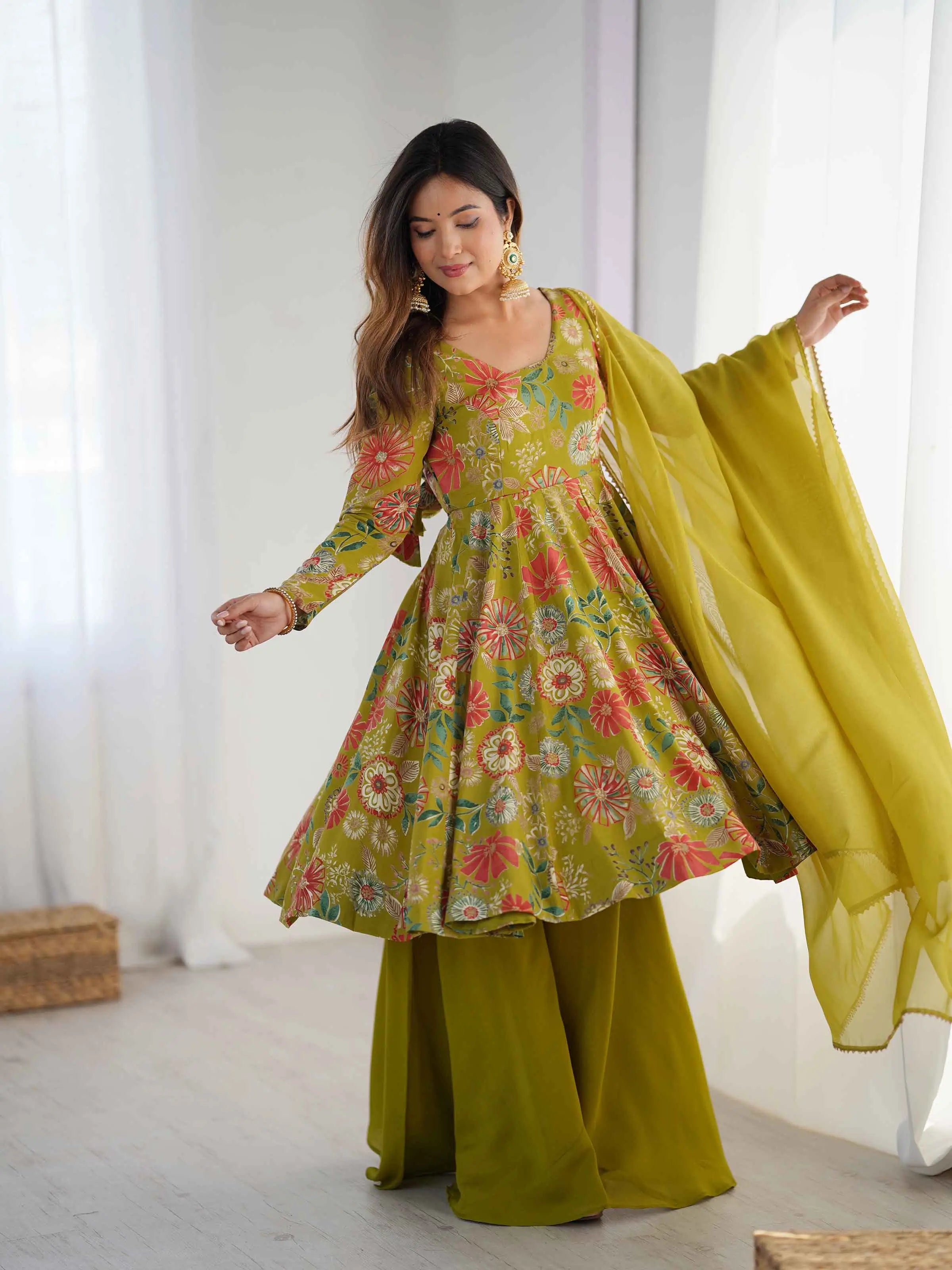 Mehndi Floral Print Kediya Style Kurta Set With Dupatta - qivii