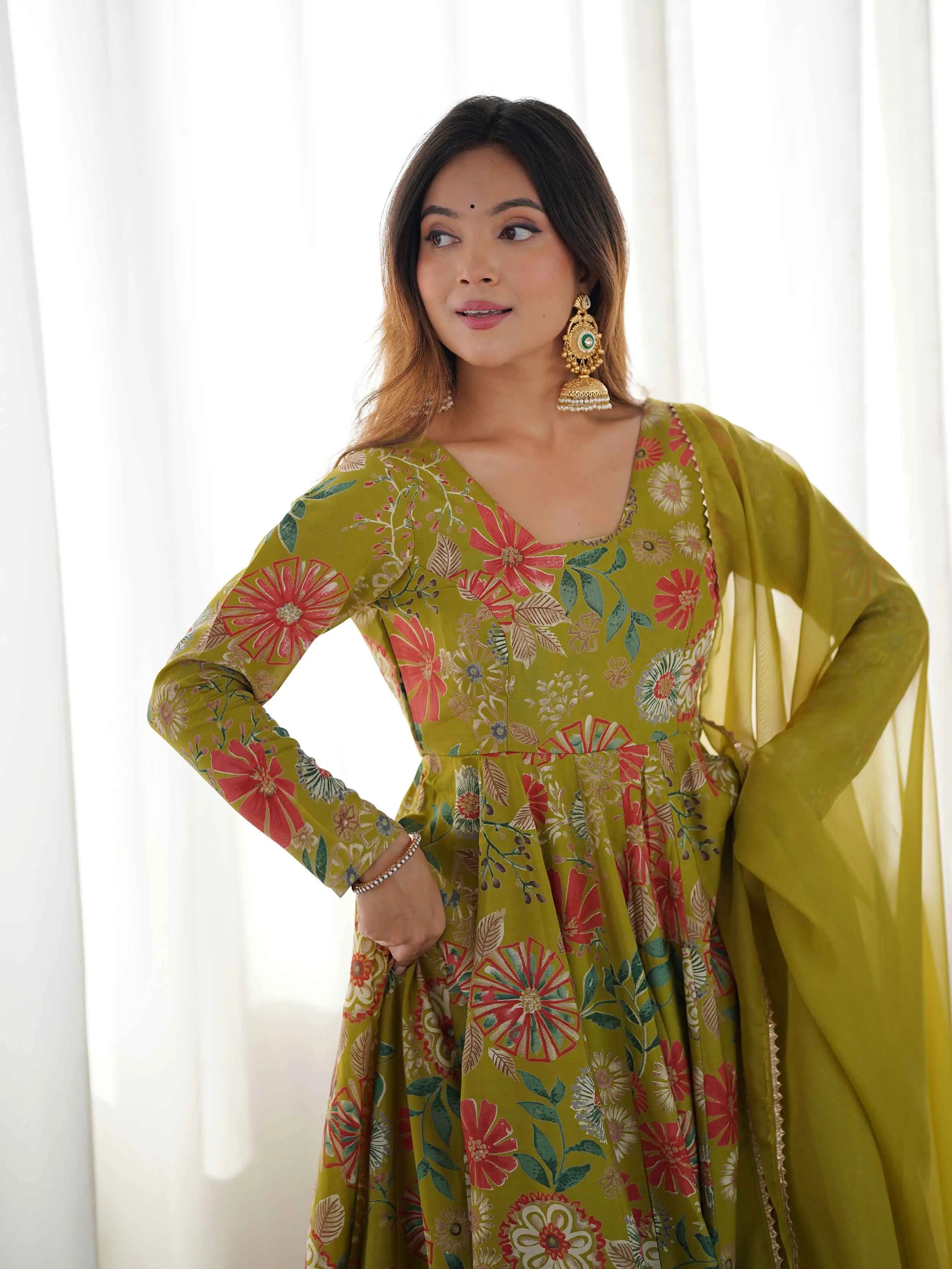 Mehndi Floral Print Kediya Style Kurta Set With Dupatta
