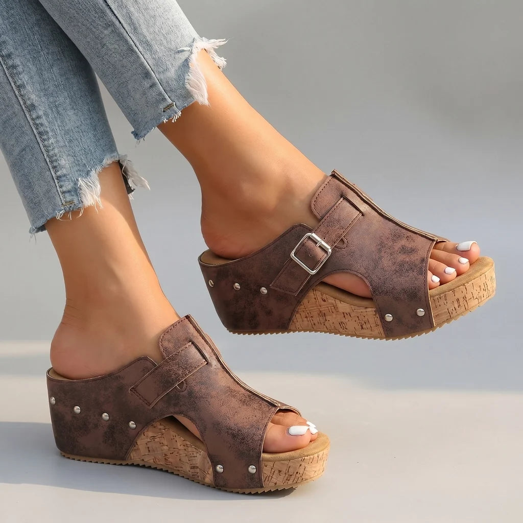 Ollie Wedge Sandals