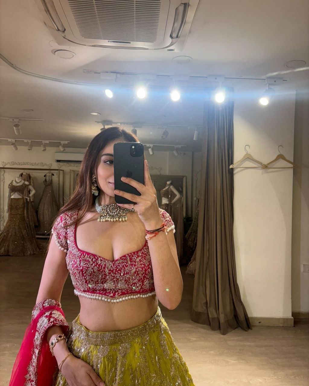 Green Premium Georgette Embellished With Beautiful Shimmer Dori Work , Heavy Sequins Work With Heavy Cancan Lehenga - INSPIRED | Ready To Wear - qivii