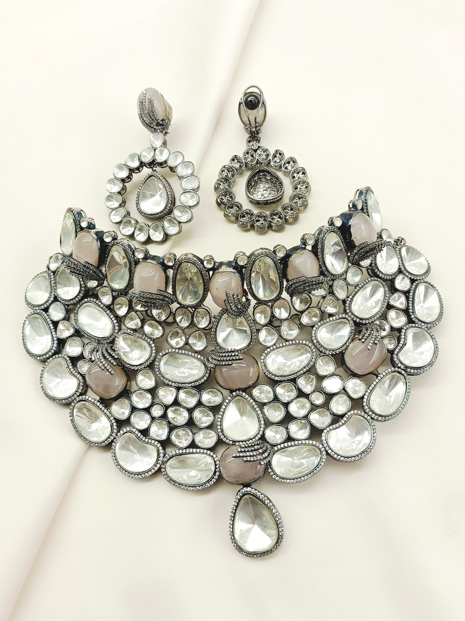 Sulakshna Bridal Contemporary Victorian Set