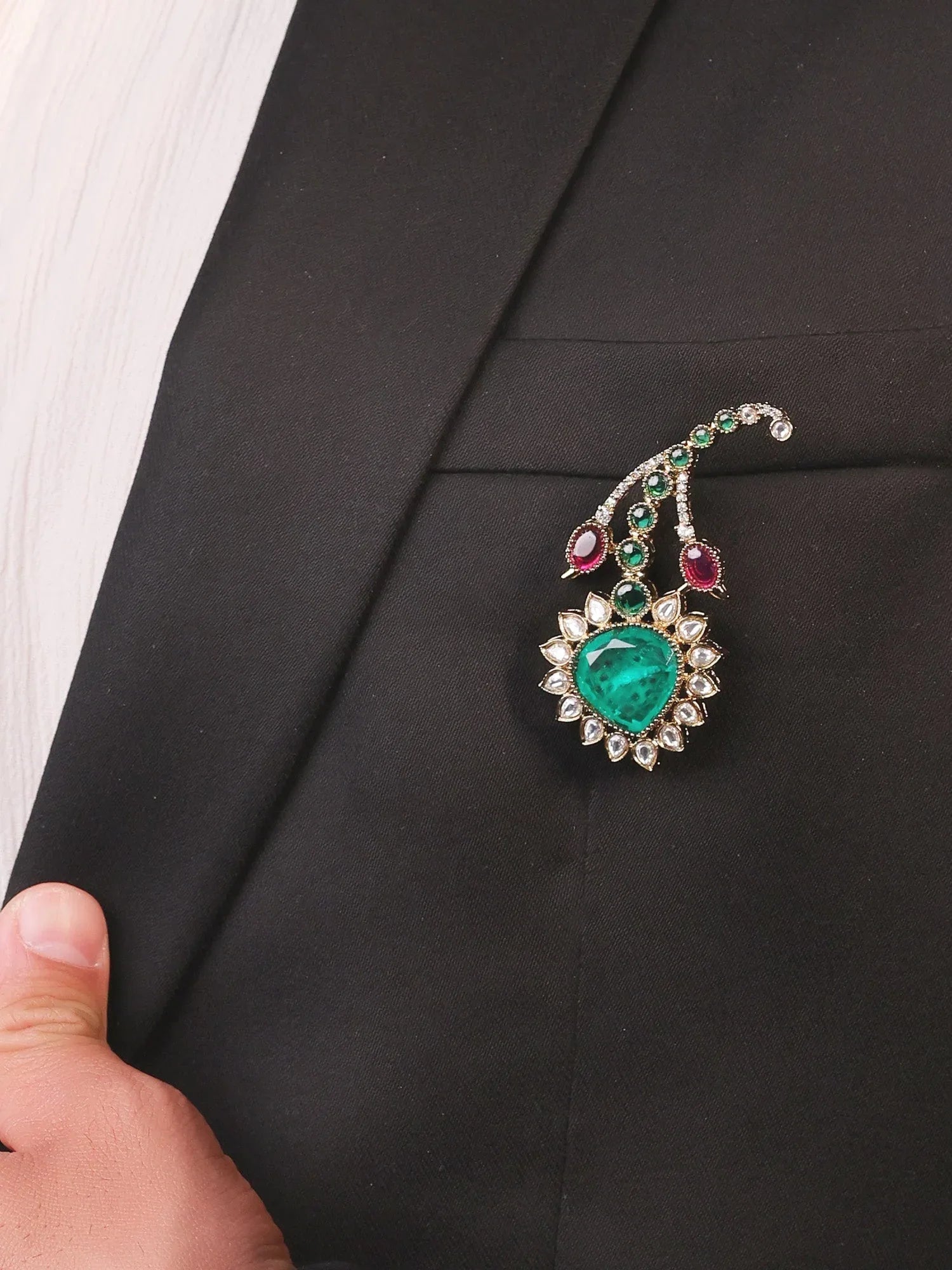 Umang Green Men's Brooch