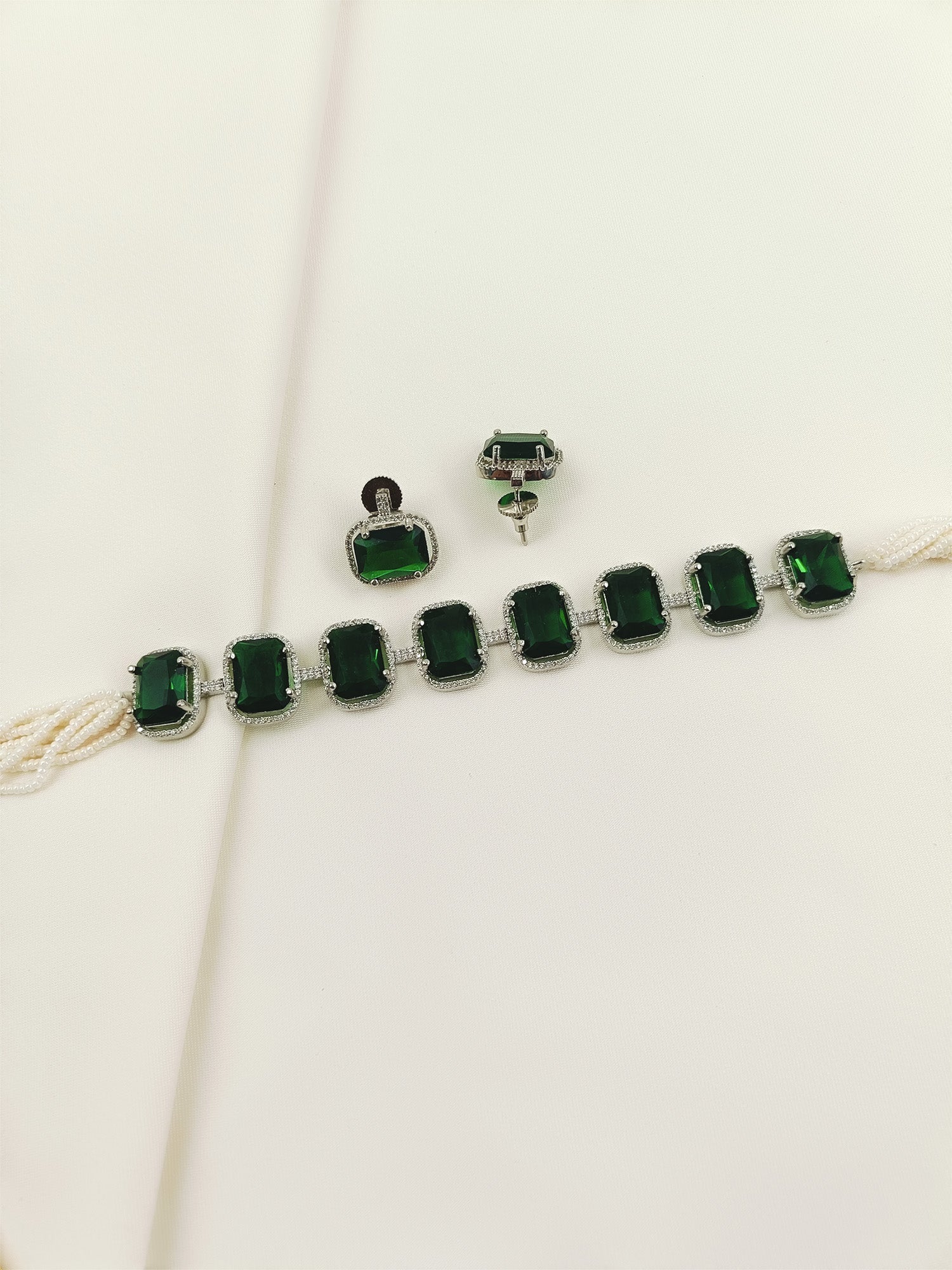 Ruqayyah Green Emerald Diamond Necklace Set