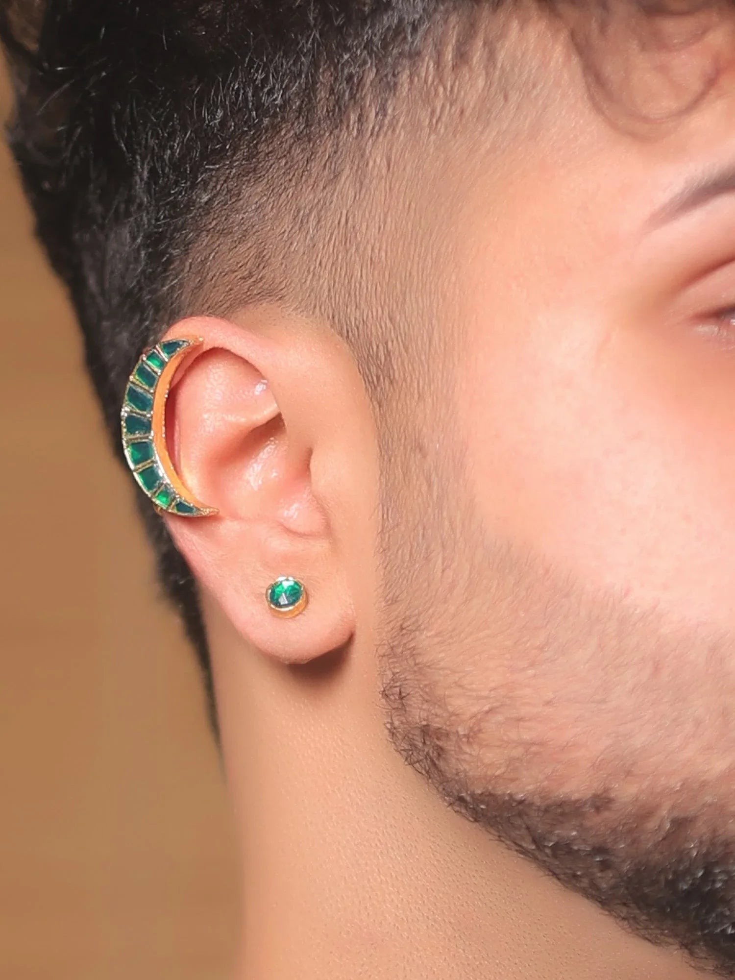 Yogish Green Kundan Earcuff With Stud