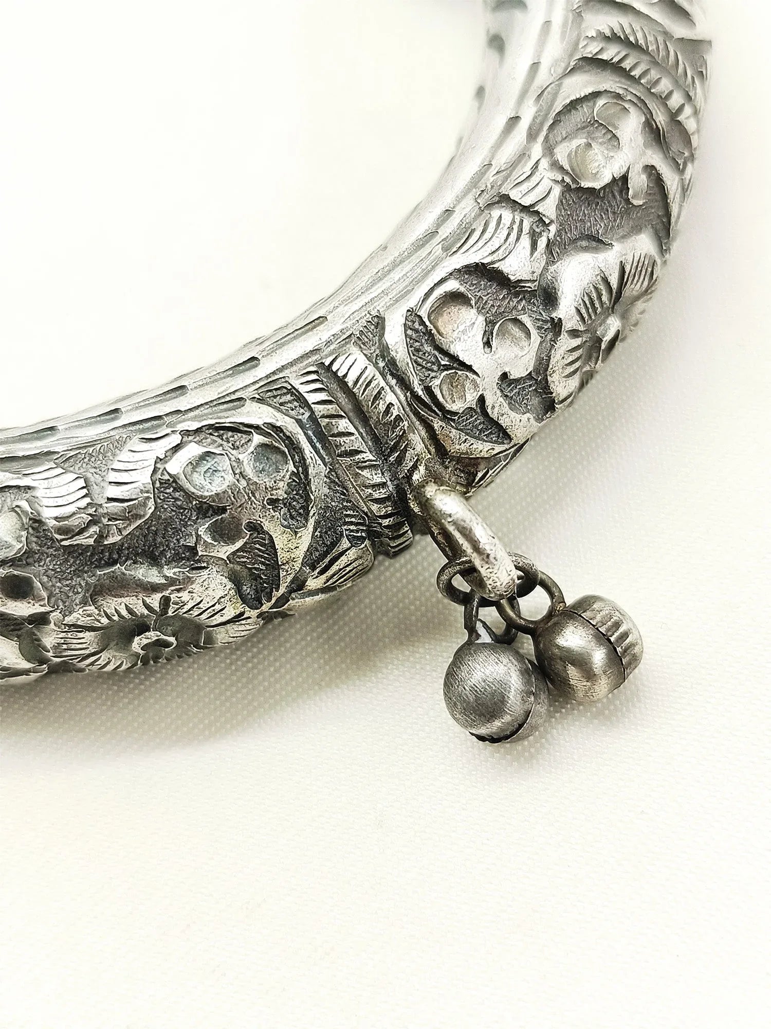 Shanvika Firozi Oxidized Bajubandh