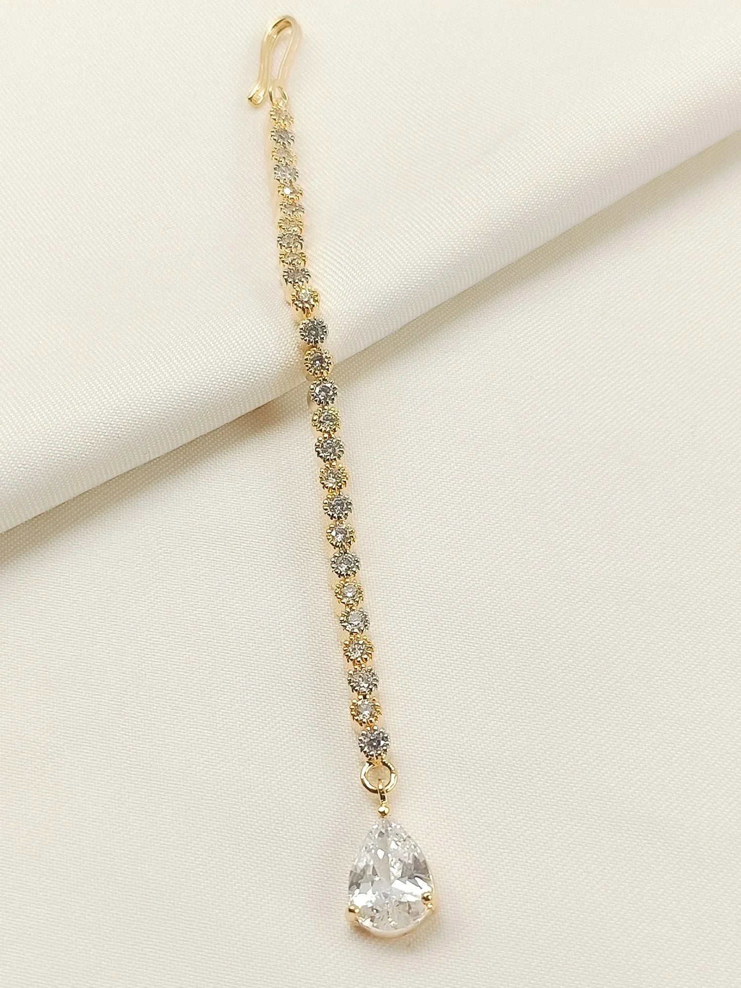 Kaamini White American Diamond Teeka