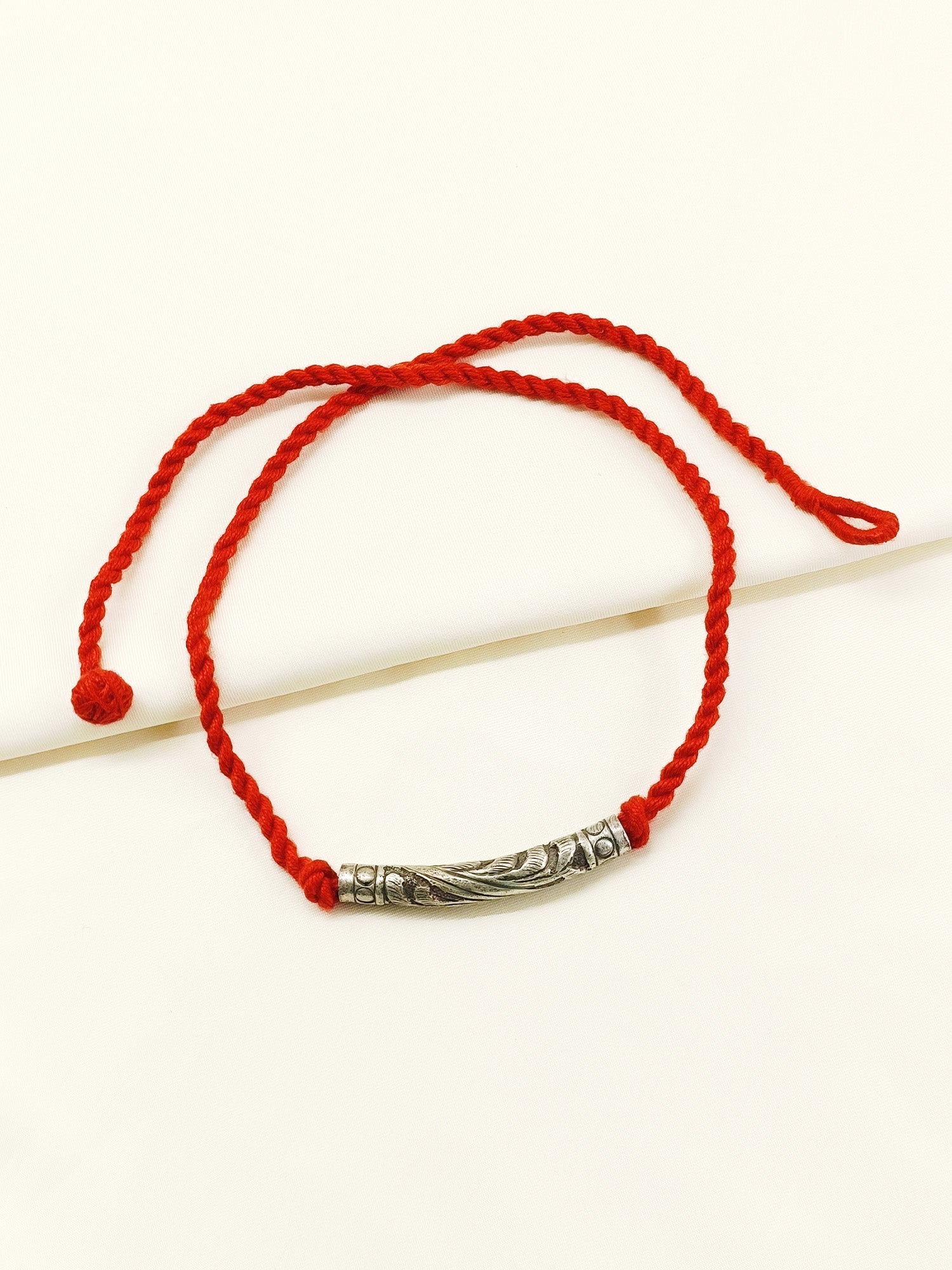 Harshita Red Oxidized Bajubandh