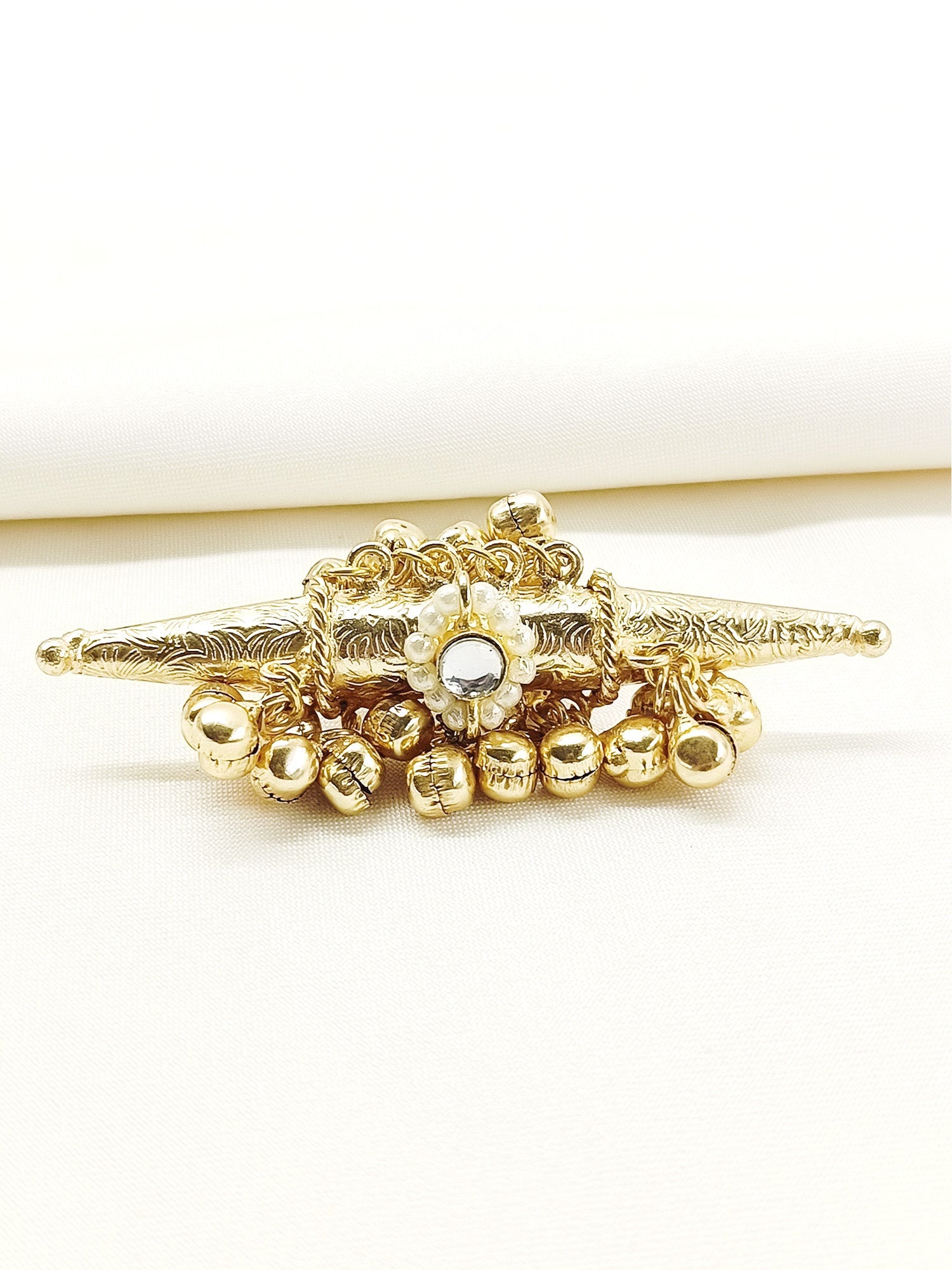 Chayanika White Oxidized Finger Ring