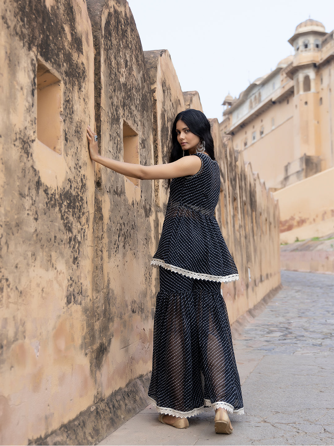 Nihira Black Leheriya Sharara Set - By Ragavi - qivii