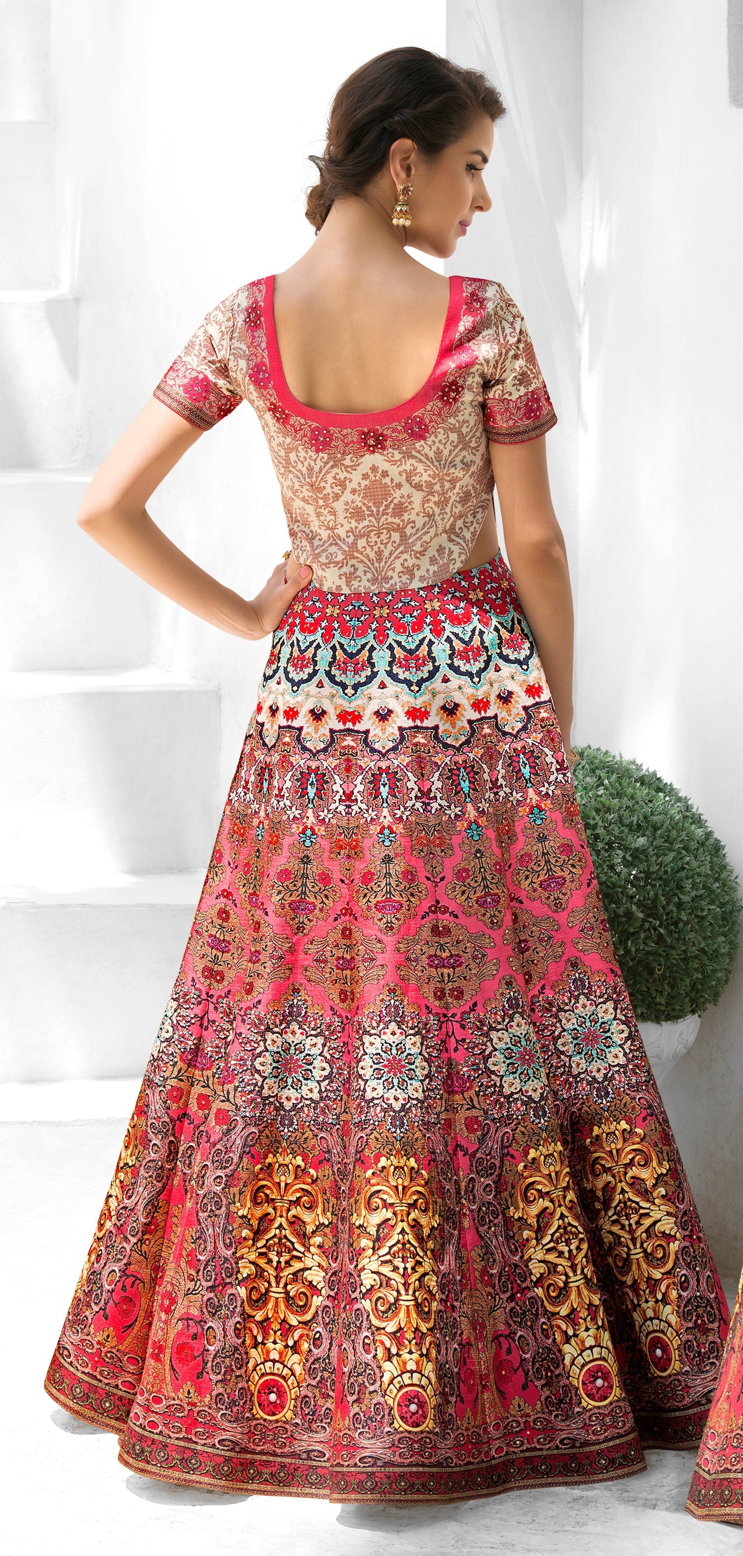 Sustainable Splendor: A Tussar Silk Gown with an Eco-Friendly Touch - qivii