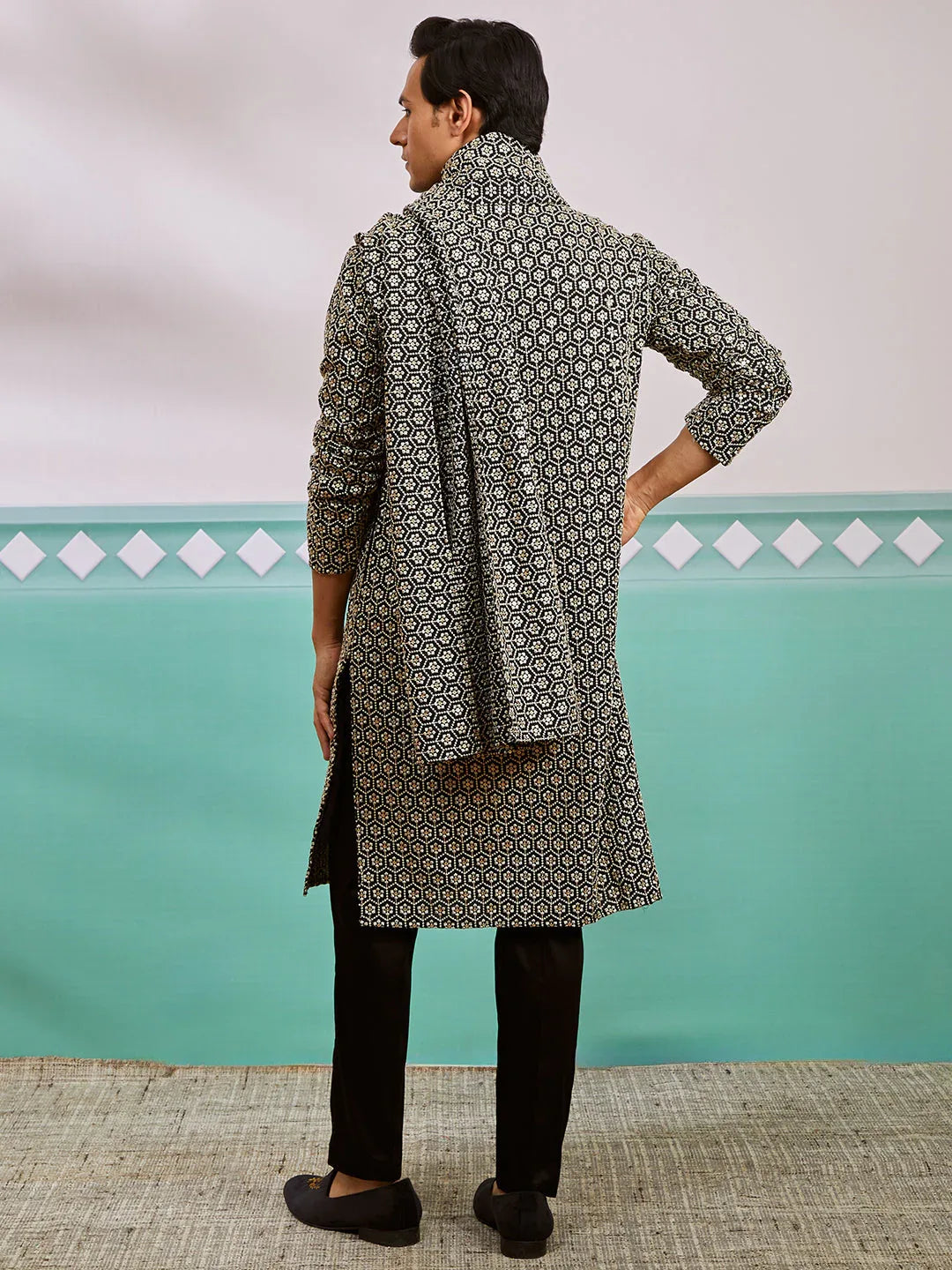 Men's Black Rayon Kurta, Pyjama And Dupatta Set.