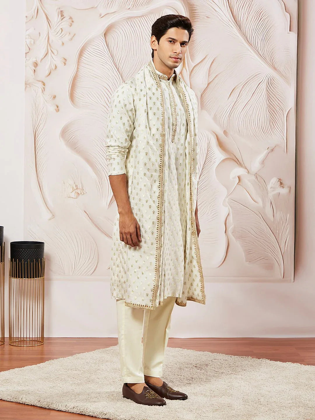 Men's Cream Jacquard Silk Blend Kurta Pyjama Set with Woven Dupatta