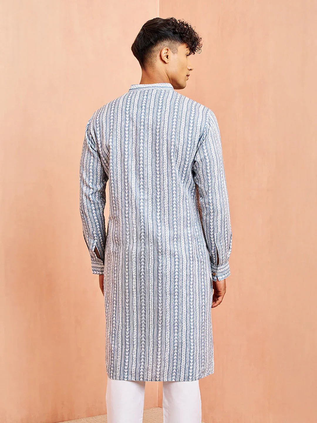 Men's Grey And White Batik Printed Kurta
