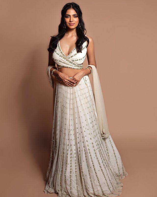 White Color Designer Georgette Party Wear Sequence Embroidered Lehenga | Readyto wear - qivii