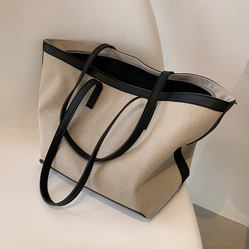 Hafa | Tote Bag - By Qivii