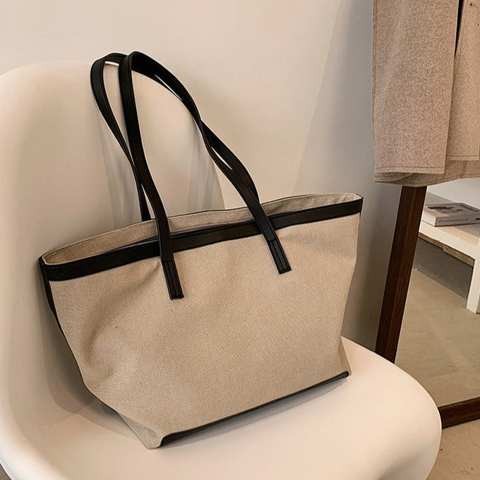 Hafa | Tote Bag - By Qivii