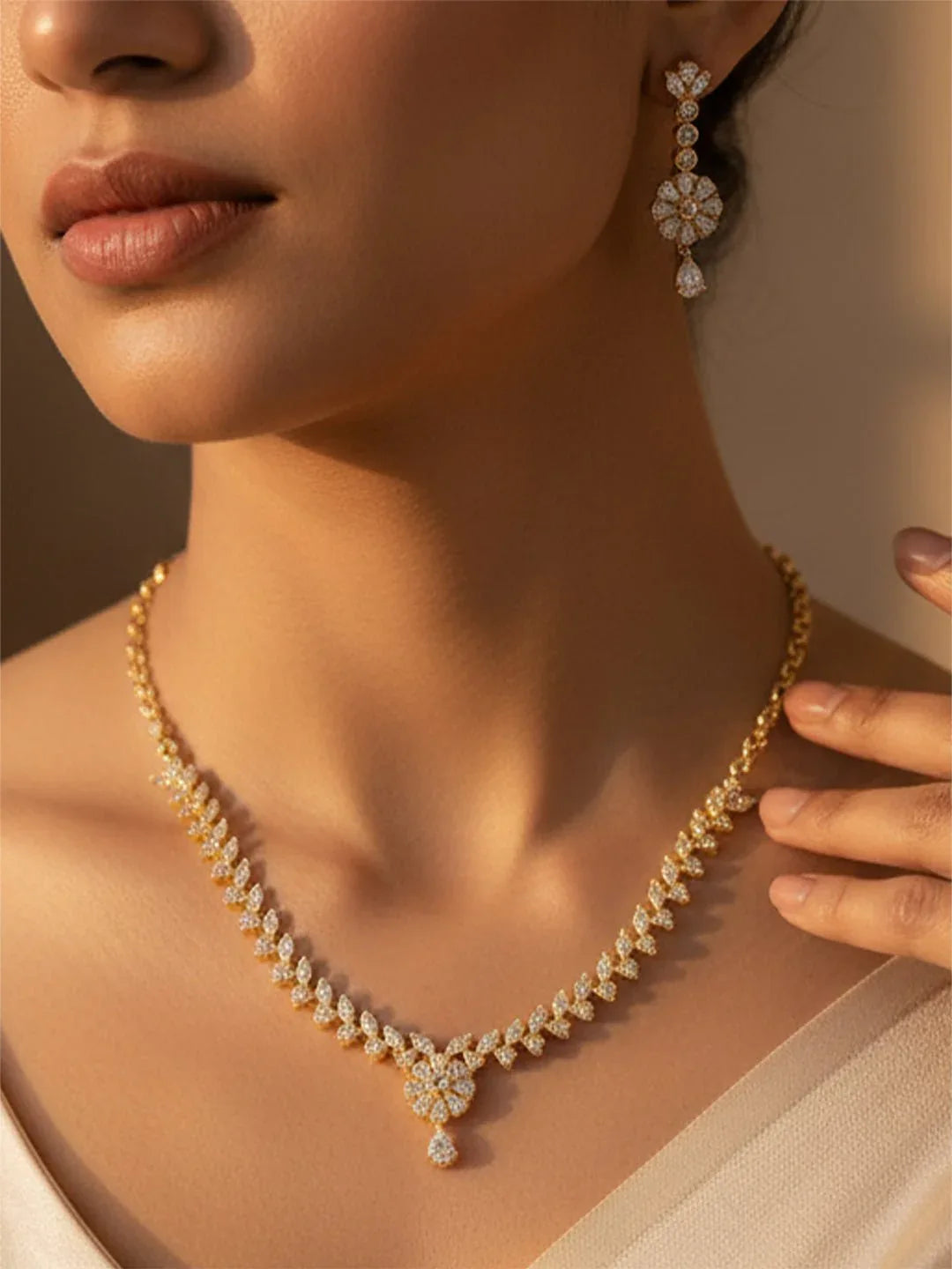 Women's Gold Rhodium Plated Single Layered Necklace