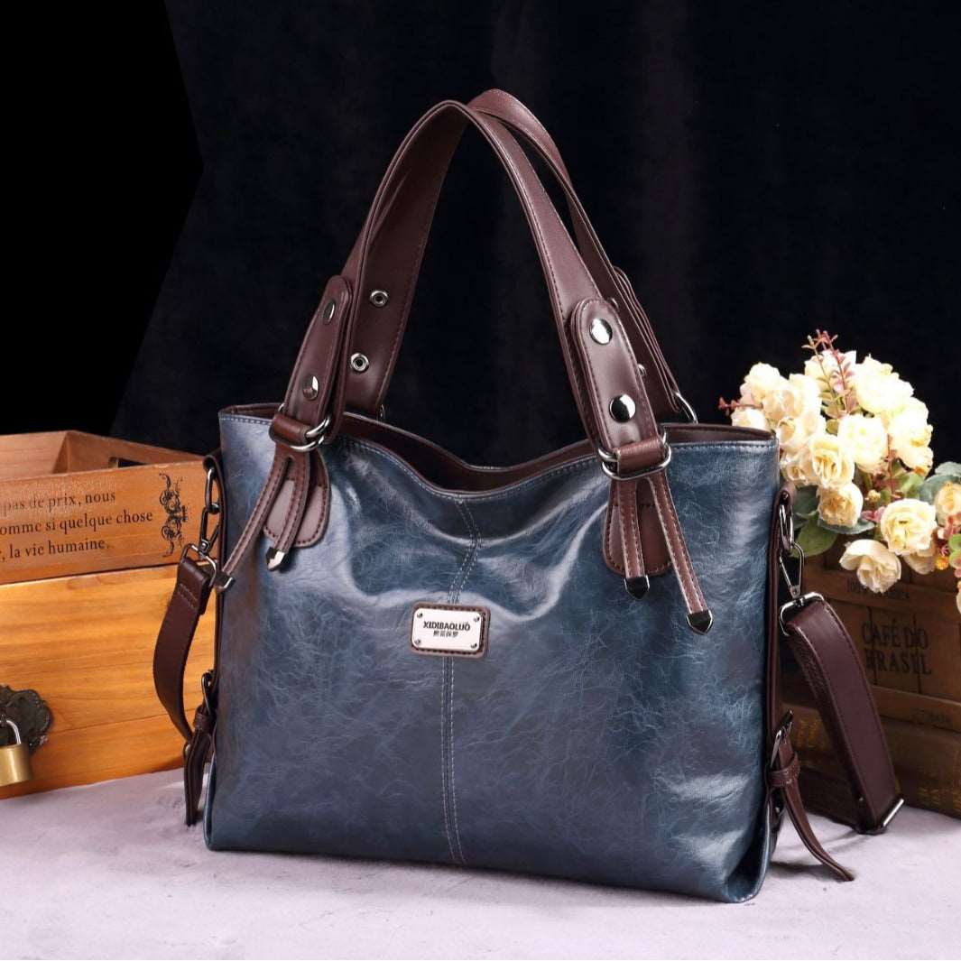 The Marlowe Carryall - By Qivii