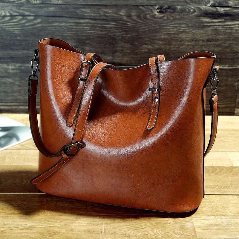 Women's Leather Minimalist Tote Bag - By Qivii