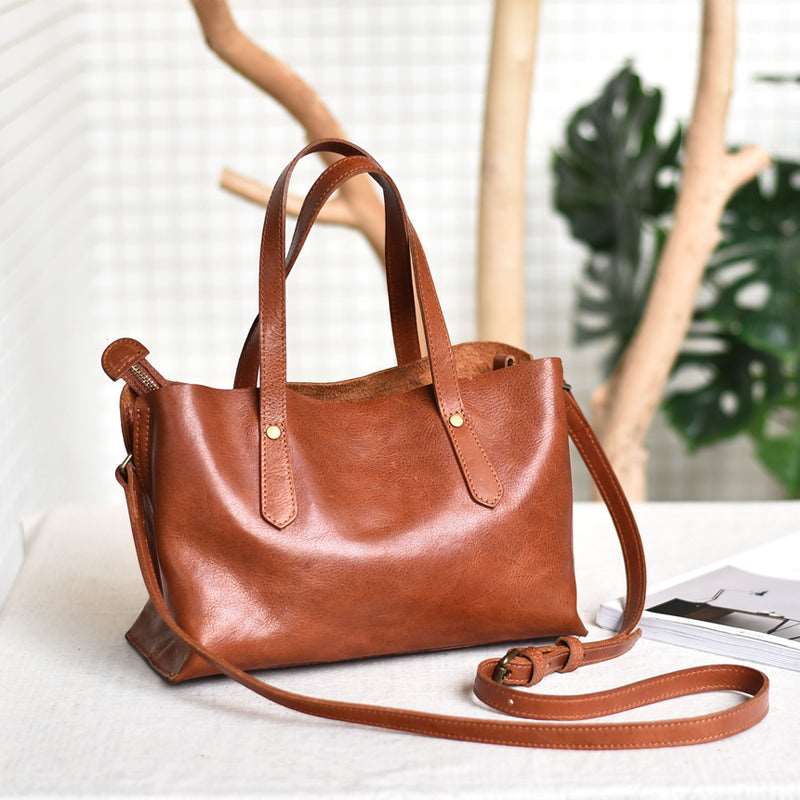 Women's Luxury Leather Shoulder Bag - By Qivii