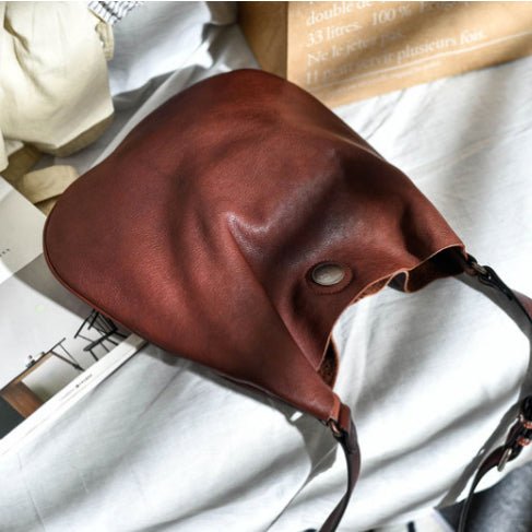 Women's Luxury Retro Leather One Shoulder Messenger Bag - By Qivii