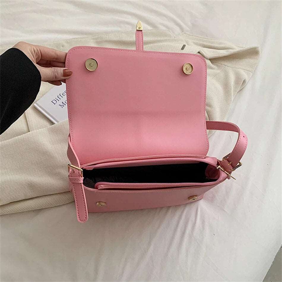 Women's Synthetic Leather Handbag With Handle - By Qivii
