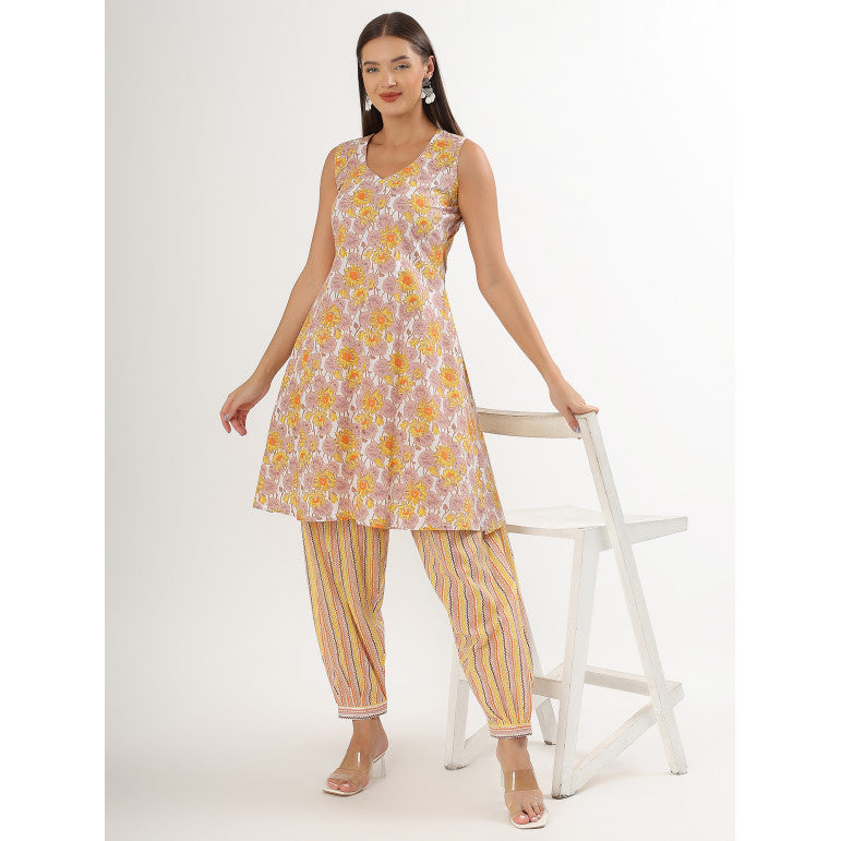 Sunlit Floral Print Sleeveless Kurta Set - qivii