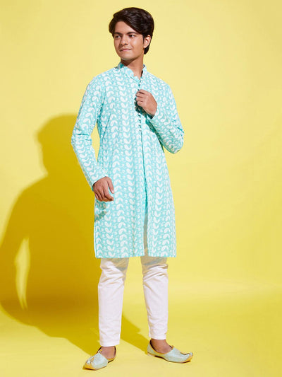 YUVA BY VASTRAMAY Boy's Green Chikankari Kurta With White Pyjama Set - qivii