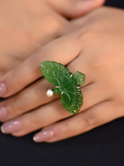 Anayra Carved Natural Stone Green Bird Finger Ring - Uboric
